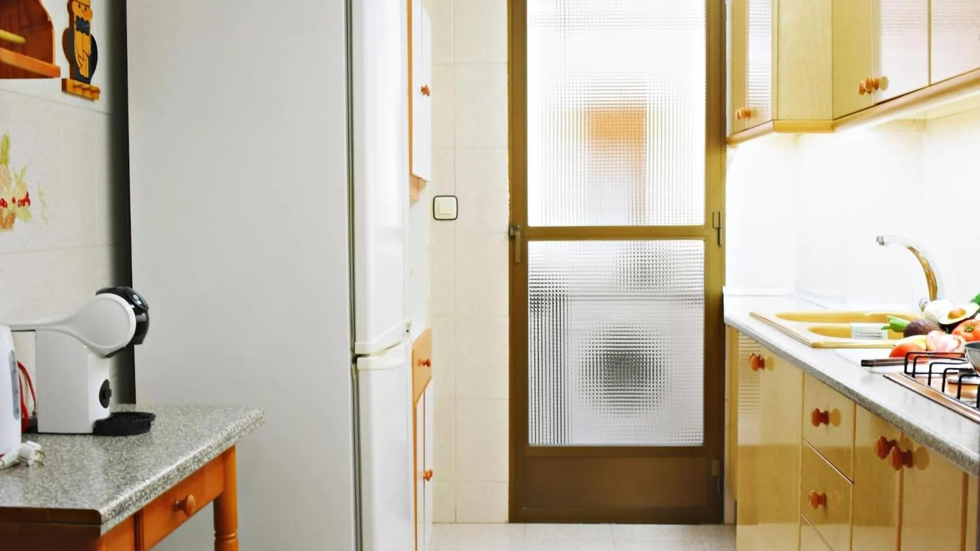 Amplio y luminoso apartamento cerca del centro y la playa con piscina y parking privado Málaga
