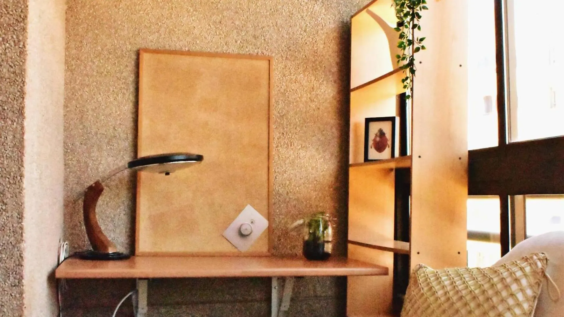 Amplio y luminoso apartamento cerca del centro y la playa con piscina y parking privado Málaga