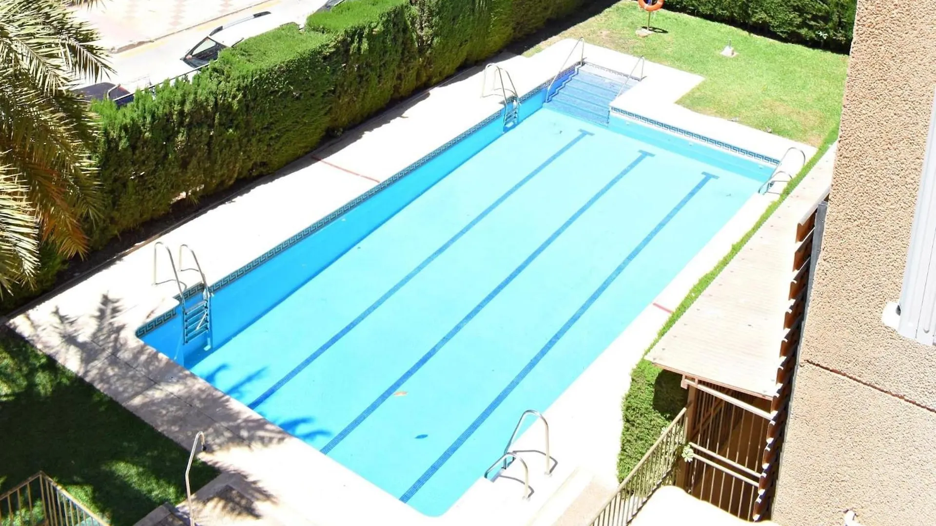 Amplio y luminoso apartamento cerca del centro y la playa con piscina y parking privado Málaga